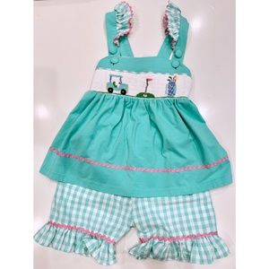 Toddler Girl Smocked Knit Shirt & Short set 3T